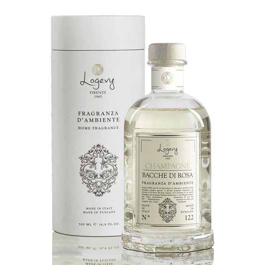 Champagne e Bacche di Rosa hemdoft med rosor och bär
